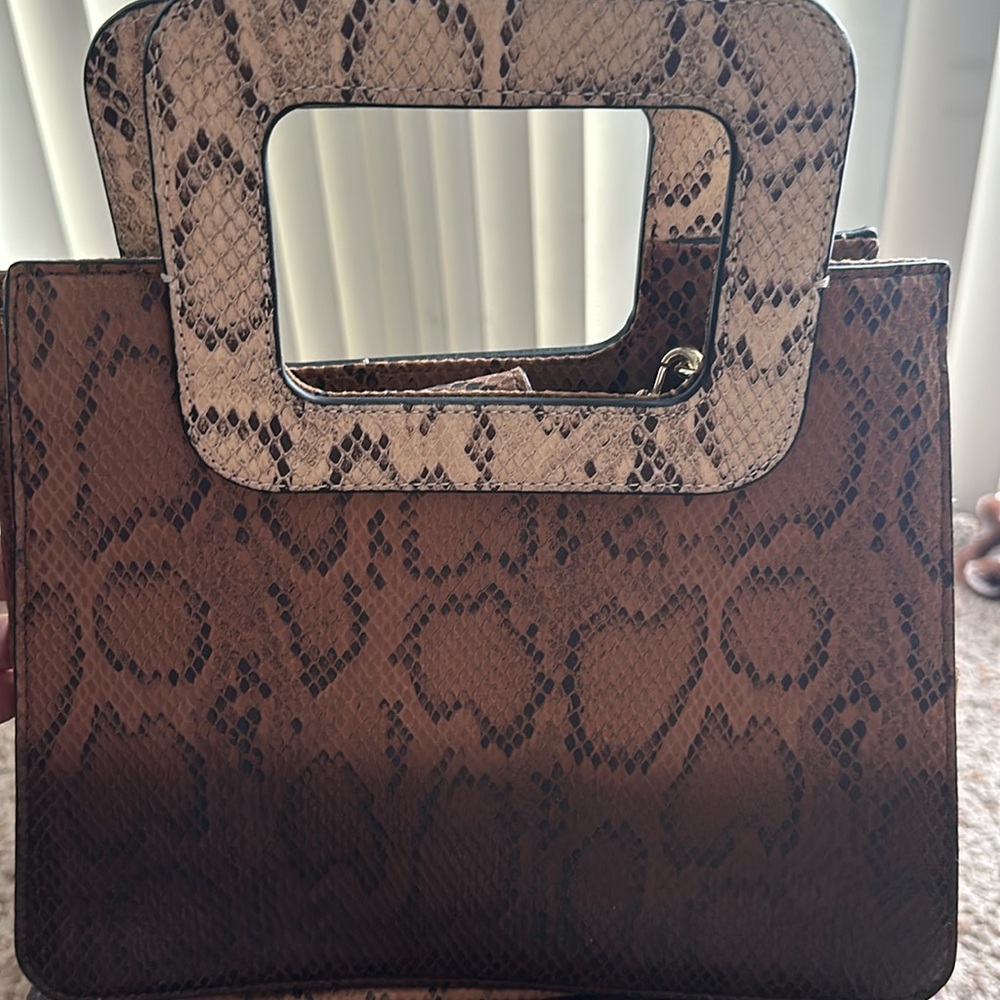 Brand New Print Hand Bag